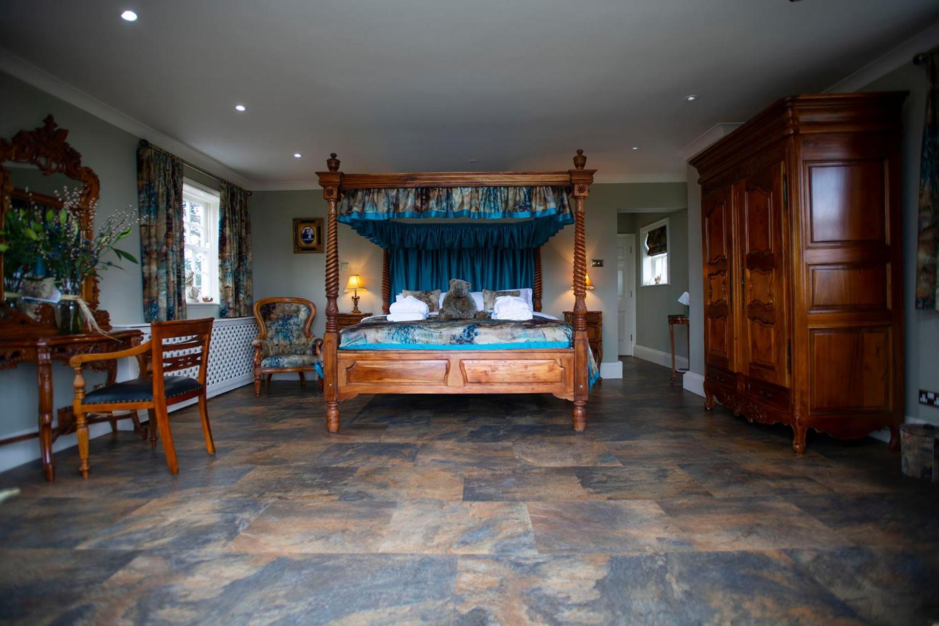Burtree Country House, Tipi'S, Treehouse & Lodge & House Rooms With Hot Tubs In A Private Garden 瑟斯克 外观 照片