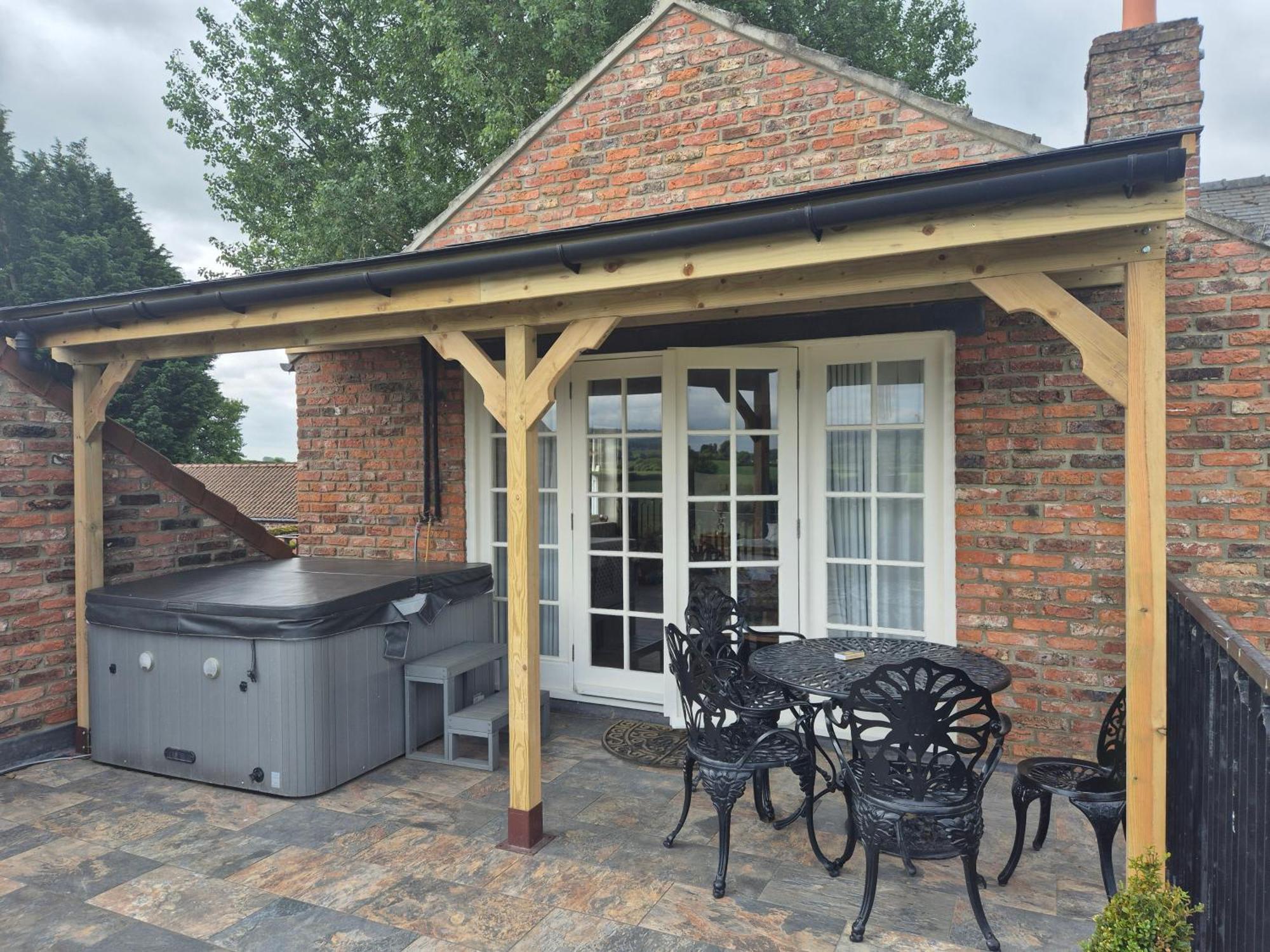 Burtree Country House, Tipi'S, Treehouse & Lodge & House Rooms With Hot Tubs In A Private Garden 瑟斯克 外观 照片