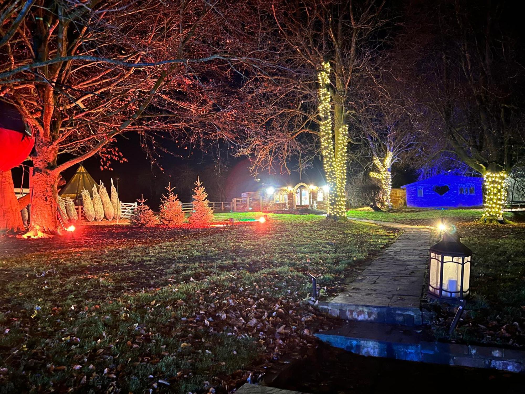 Burtree Country House, Tipi'S, Treehouse & Lodge & House Rooms With Hot Tubs In A Private Garden 瑟斯克 外观 照片